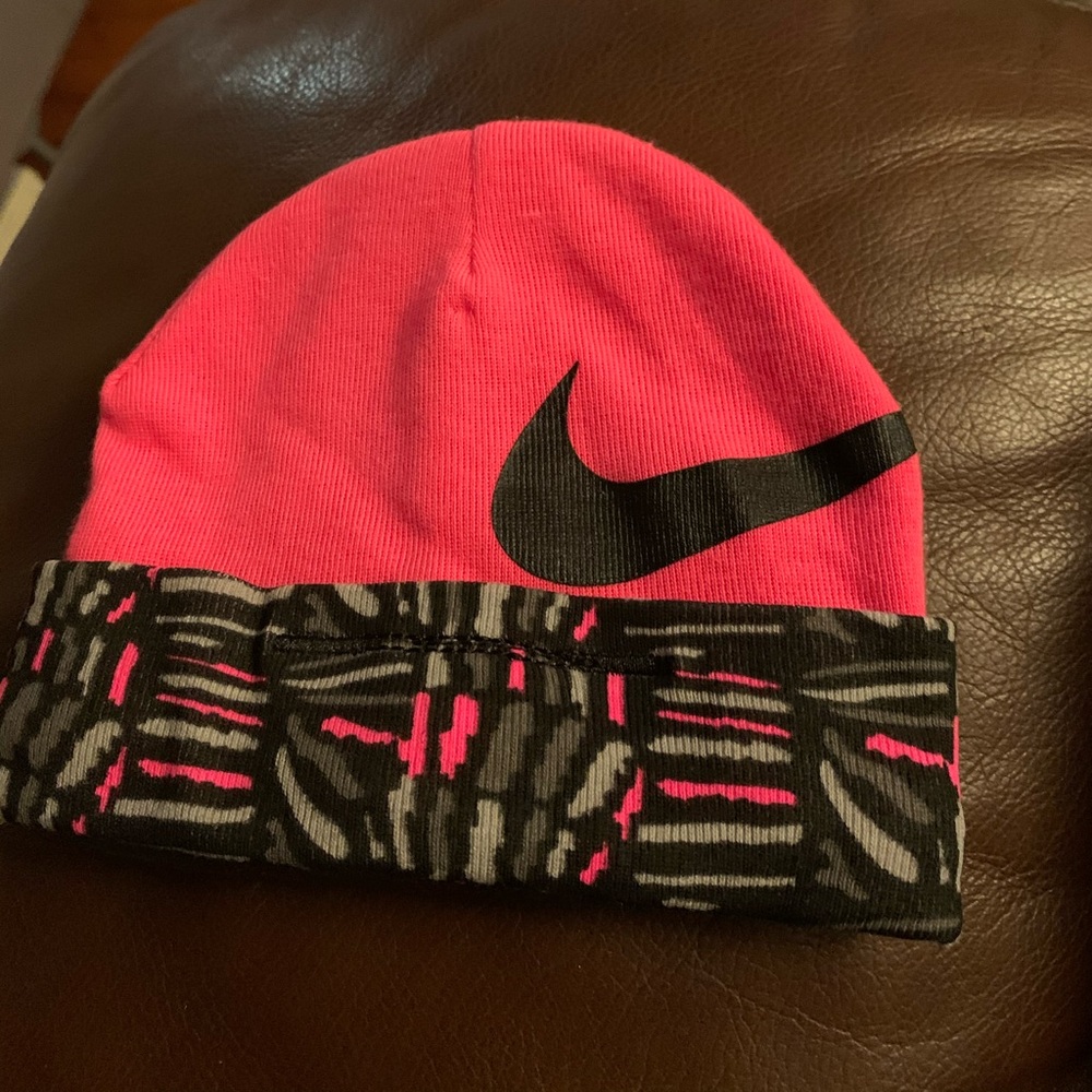 Infants Nike beanie